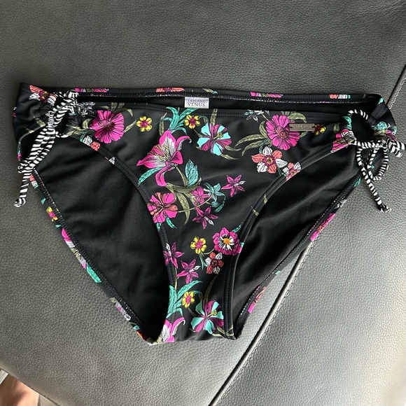 VENUS Lascana Floral Bikini Bottom Side Tie Size 12 - Picture 1 of 5